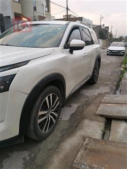 نیسان پاسفایندەر